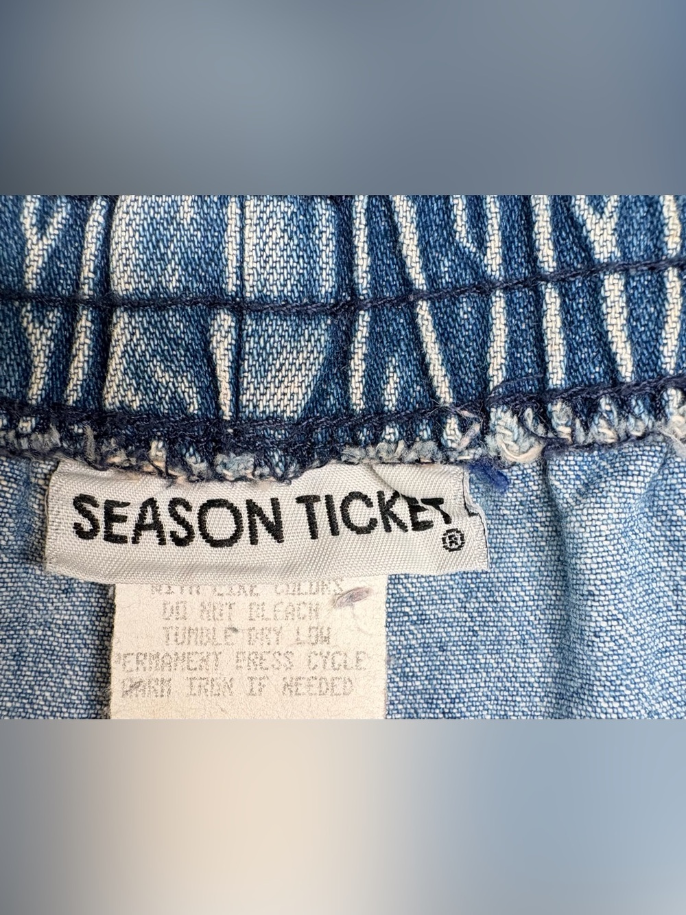 Vintage Season Ticket Light Wash Distressed Baggy Denim Jorts High Waist Long M - Picture 2 of 14